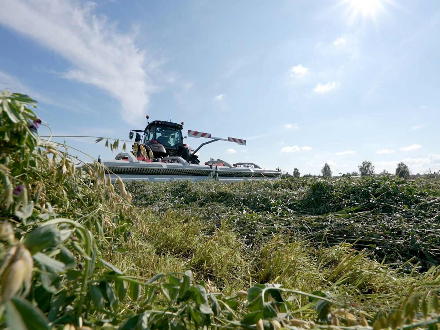 RESPIRO R7 während der Fahrt am Feld