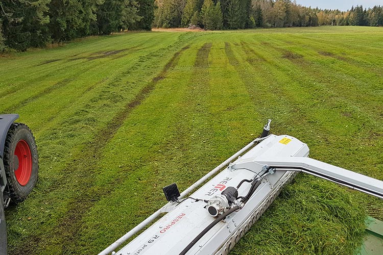 Mit RESPIRO R9 auch nasse Flächen ausschwaden